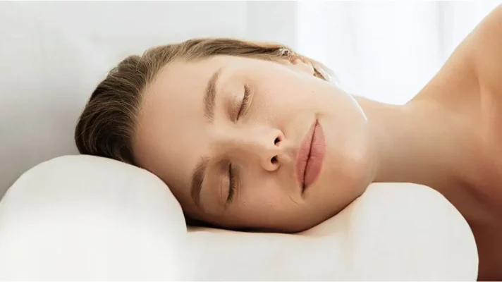 چگونه با خواب کافی پوست خود را زیباتر کنیم؟