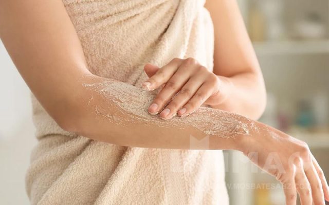 اسکراب بدن قبل از شیو یا بعد از شیو، کدوم نتیجه بهتری داره؟