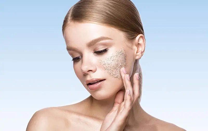 Perle et Soie چرا استفاده از اسکراب بدن بر روی صورت خطرناک است؟